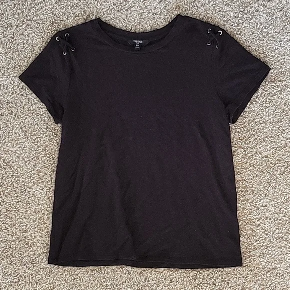 TRESICS basic tee - Picture 1 of 5